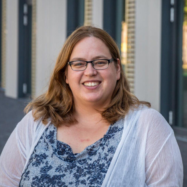 Dr. Caroline Residori